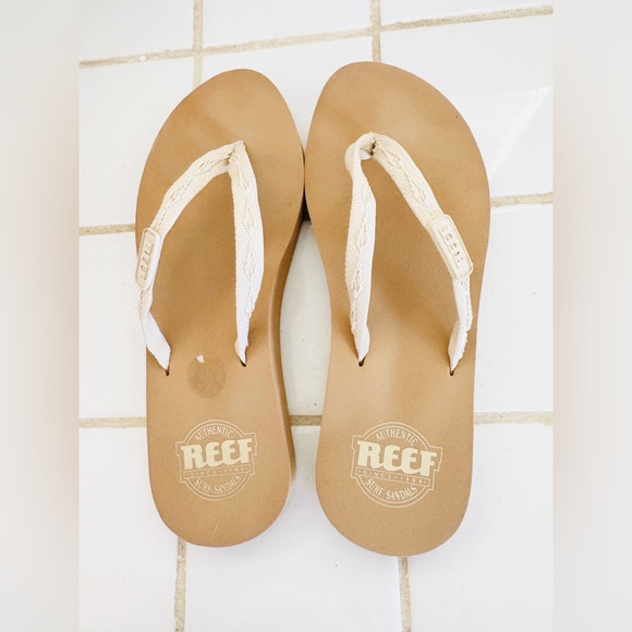 Reef Women's Ginger Soft Woven Slide Sandal 6 - Picture 6 of 7